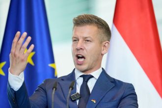 Na Slovensku pada dalsia basta Orbanovej ery Magyar sa pustil do verejnopravnych medi