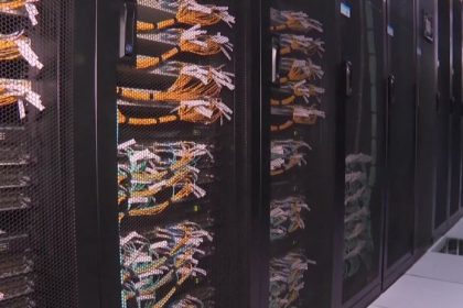 VIDEO Internet ovladli stroje Prvykrat v historii automaty prekonali ludi v surfovani