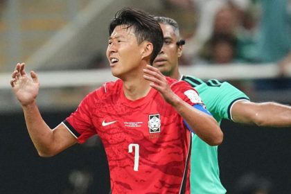Velky sok pre korejskych futbalistov Mexicki novinari zosmienovali hviezdneho Sona