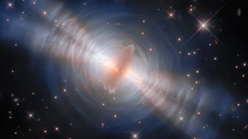 Vyzera ako kozmicke vajce Hubble odhalil jeden z najzahadnejsich objektov v nasej
