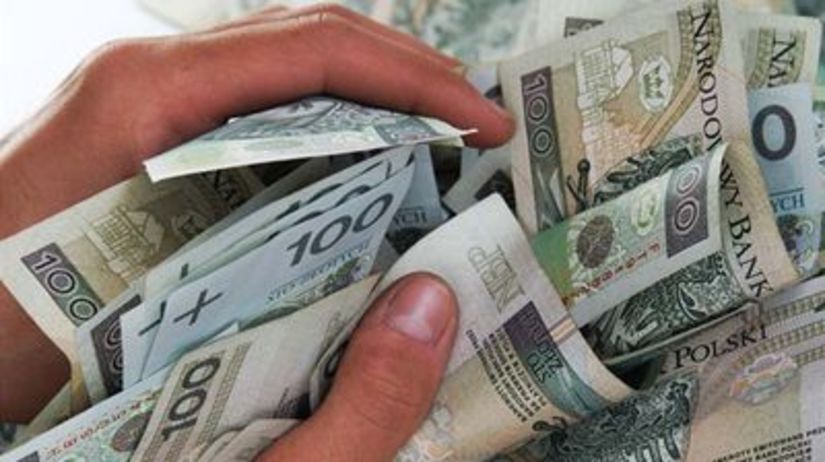 pred desatrocim mala minimalna mzda v polsku 412 eur teraz je to 1132 eur