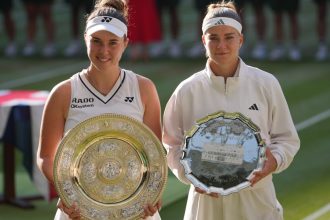 Sceny ake svet predtym nevidel Noskova uz nie je moja kamaratka vravela po finale zdolana Muchova Tenis Sportweb
