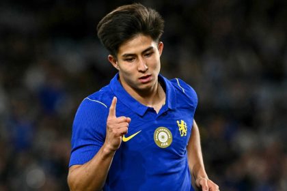 Vlani zarmutil Tehelne pole od rodicov musel mat povolenie Chelsea ohromil tinedzer z Kazachstanu Zahranicne ligy Futbal Sportweb