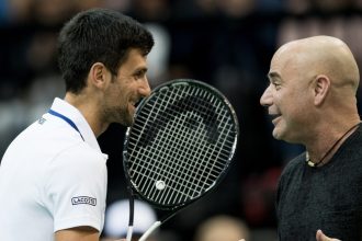 Problem Djokovic Legendarny Agassi uvedol dovody preco Srb nedosiahol uznanie ako Nadal a Federer Tenis Sportweb